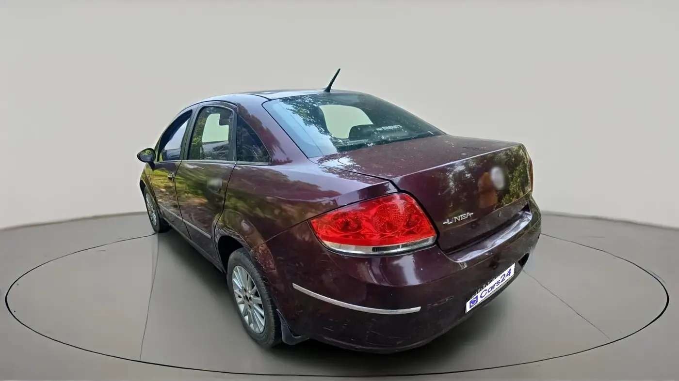 2012 Fiat Linea EMOTION 1.3, Diesel, Manual, 1,30,001 km, exterior