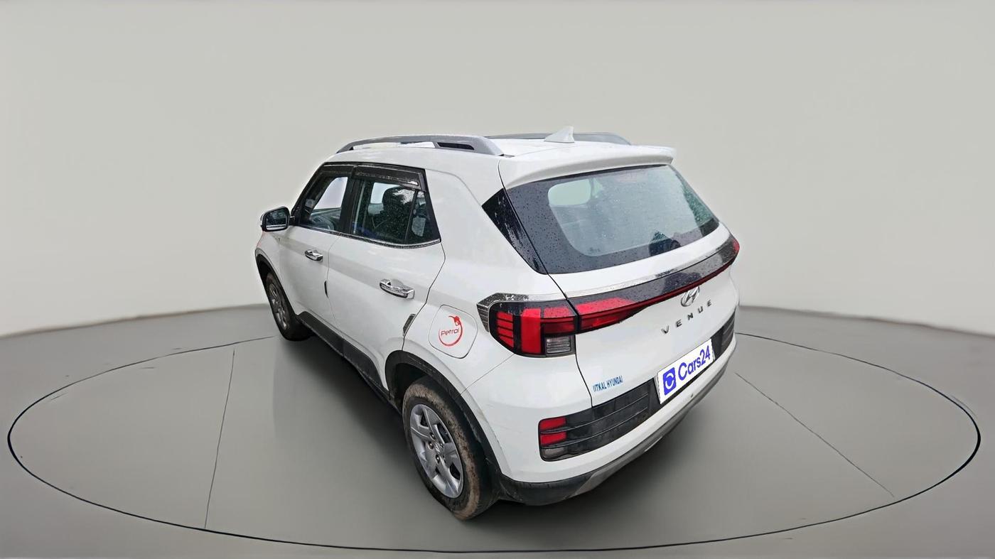 2022 Hyundai VENUE S 1.2, Petrol, Manual, 1,08,027 km, exterior