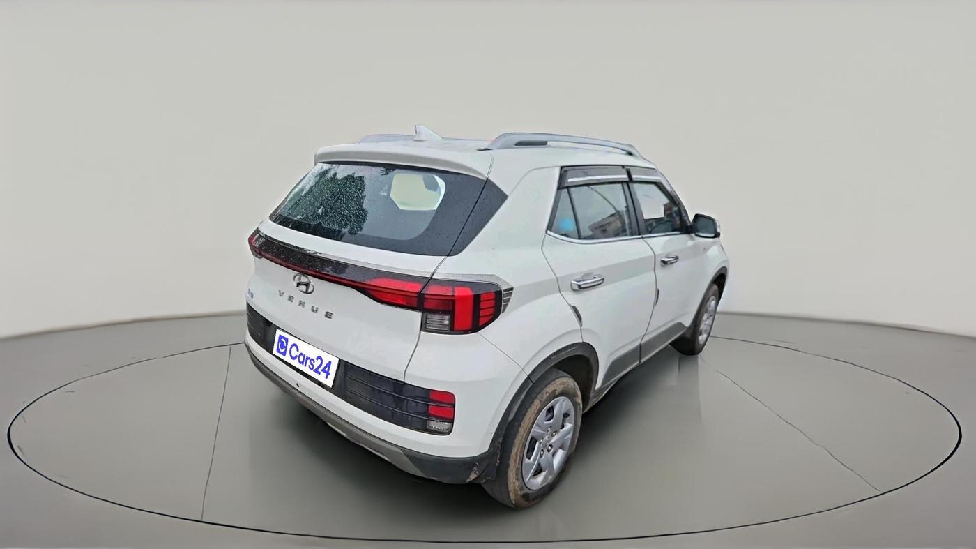 2022 Hyundai VENUE S 1.2, Petrol, Manual, 1,08,027 km, exterior