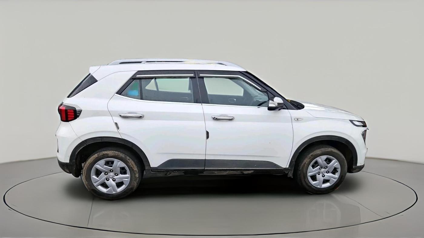 2022 Hyundai VENUE S 1.2, Petrol, Manual, 1,08,027 km, exterior