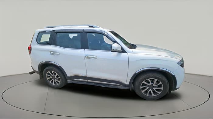2024 Mahindra SCORPIO-N Z8 L PETROL MT 7 STR, Petrol, Manual, 27,399 km, exterior