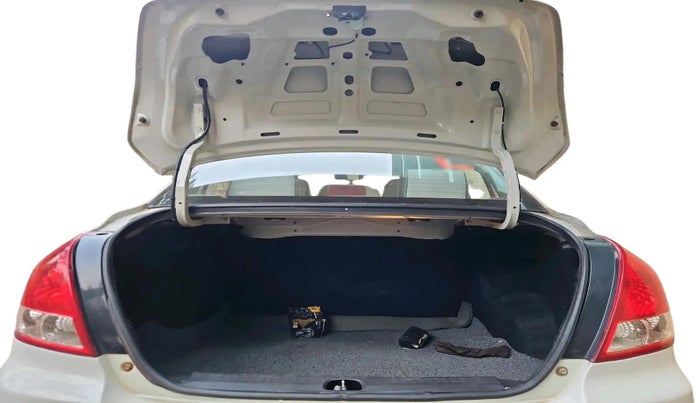 2010 Maruti Swift Dzire ZXI, Petrol, Manual, 1,68,512 km, exterior