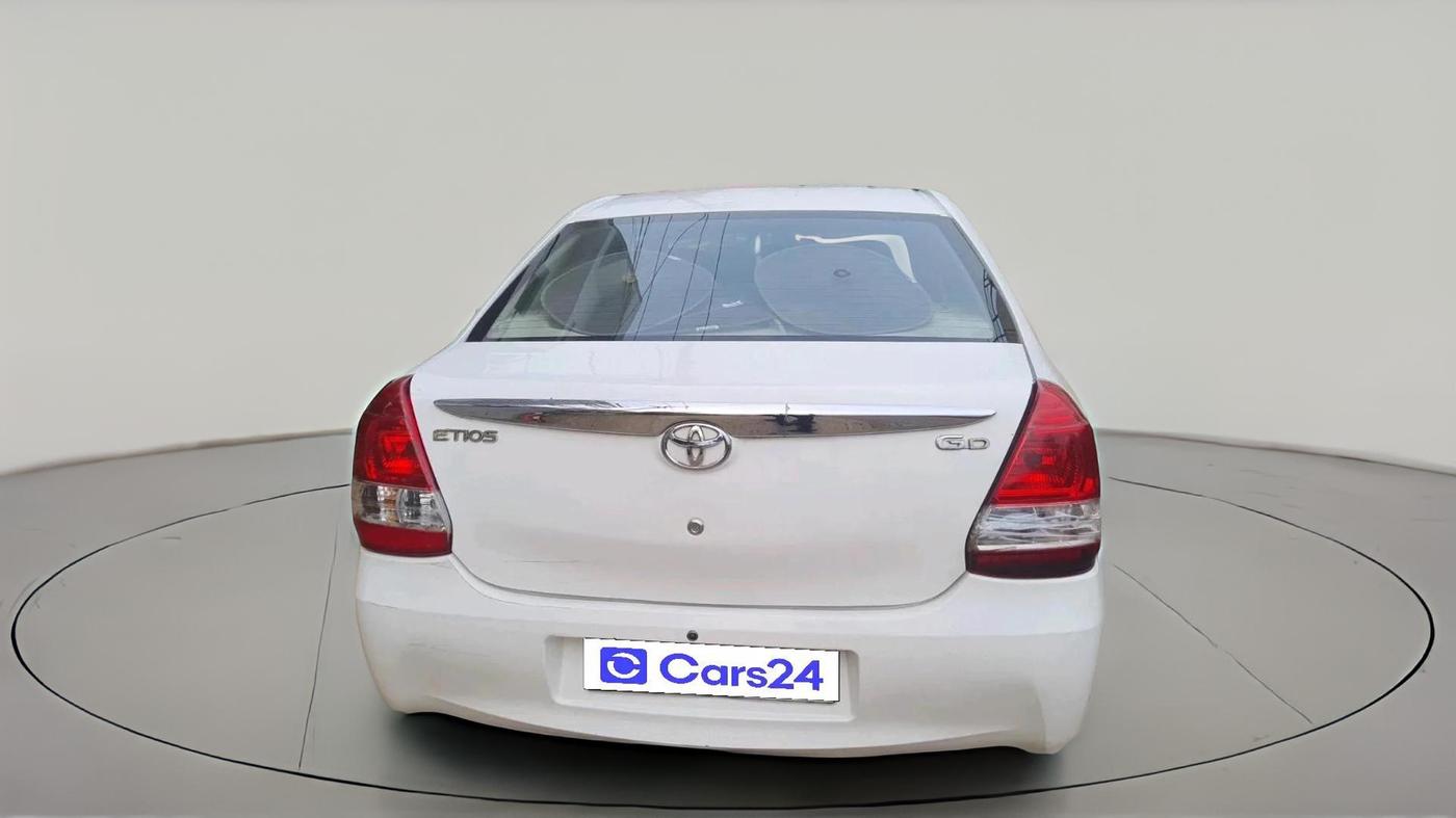 2015 Toyota Etios GD, Diesel, Manual, 1,28,665 km, exterior