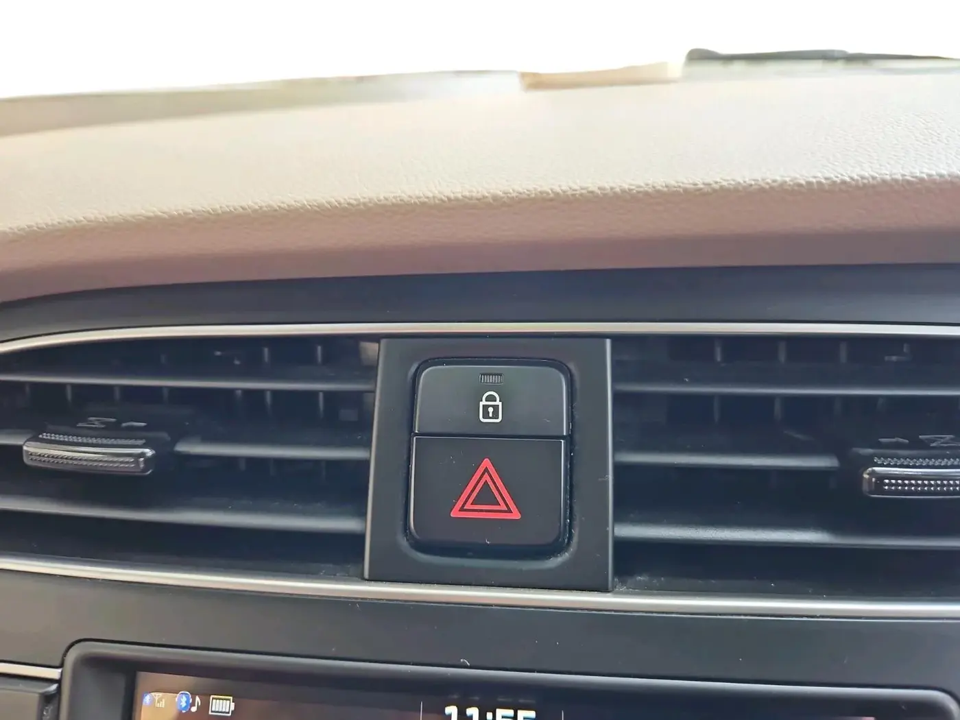 2019 Hyundai Elite i20 ASTA 1.2 (O), Petrol, Manual, 1,29,103 km, interior