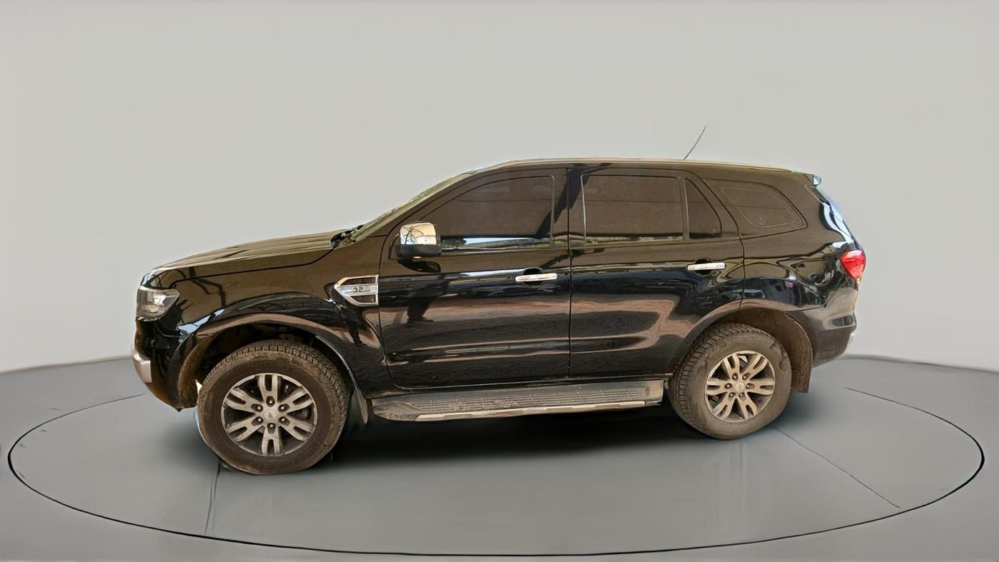 2017 Ford Endeavour TITANIUM 3.2 4X4 AT, Diesel, Automatic, 1,57,900 km, exterior