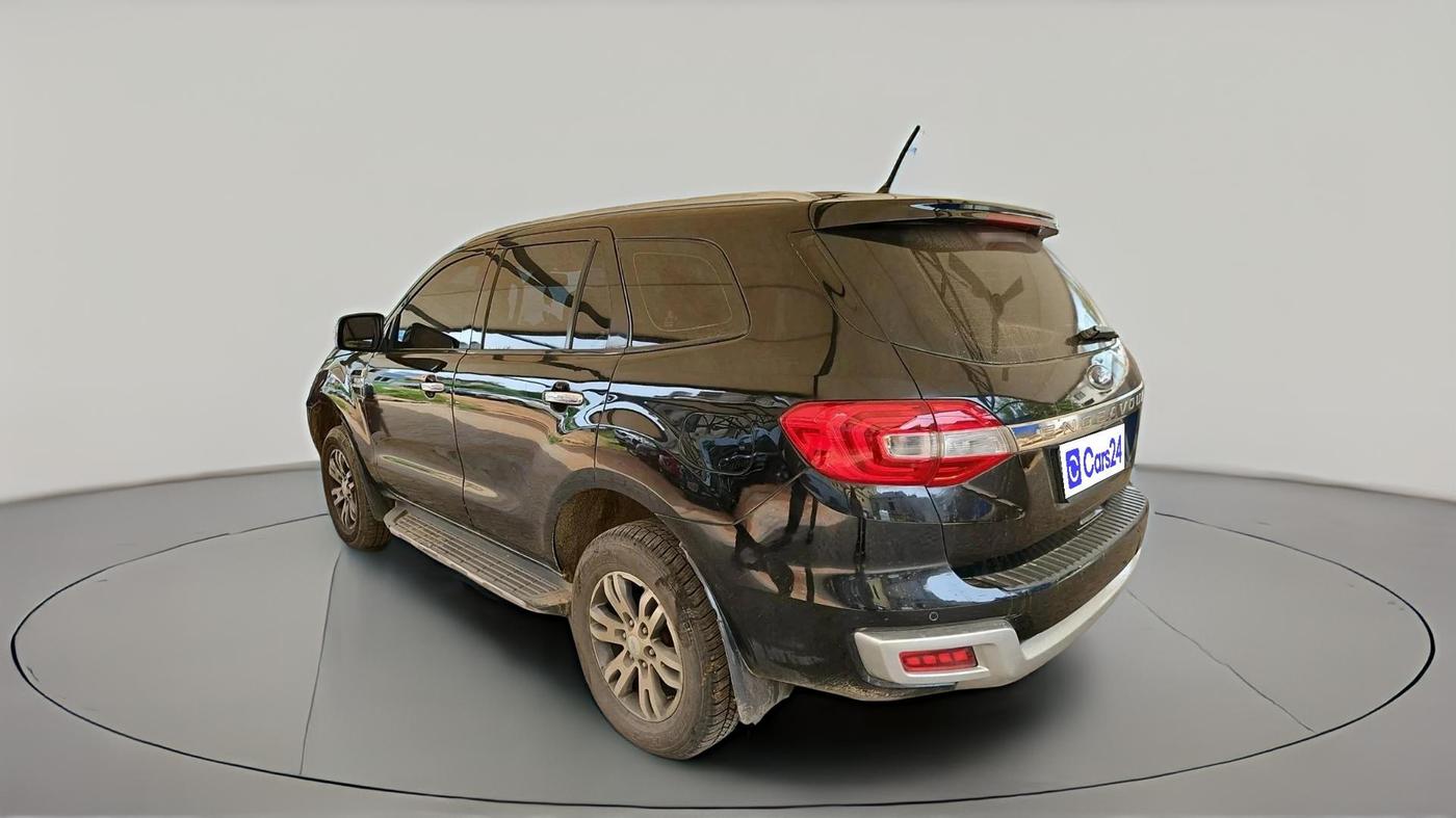 2017 Ford Endeavour TITANIUM 3.2 4X4 AT, Diesel, Automatic, 1,57,900 km, exterior