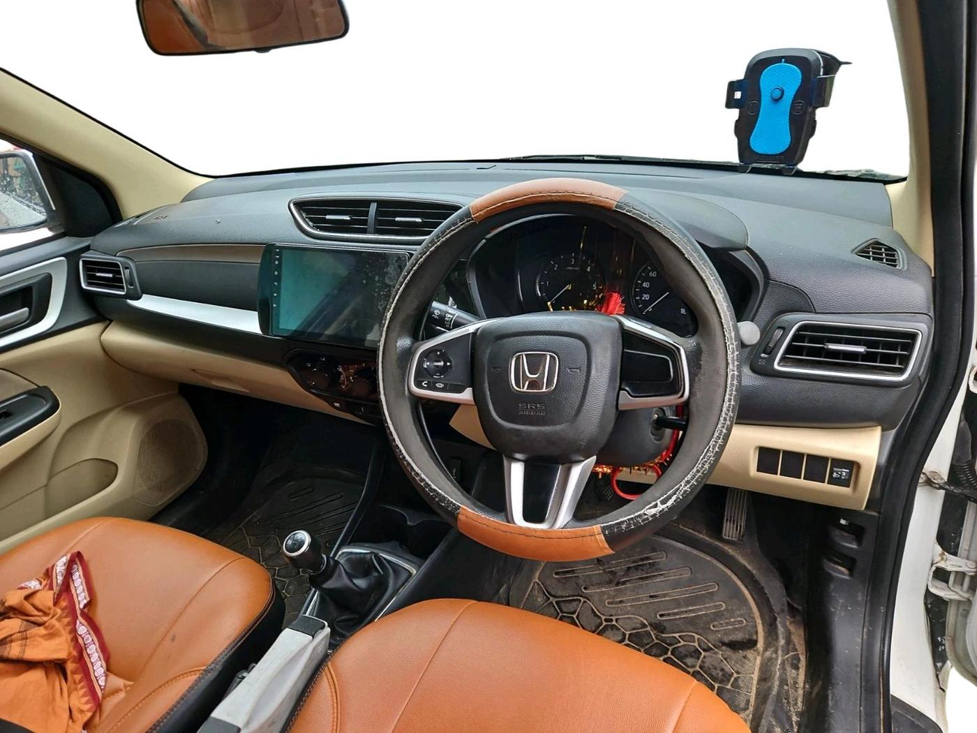 2022 Honda Amaze 1.5L I-DTEC S, Diesel, Manual, 56,623 km, interior