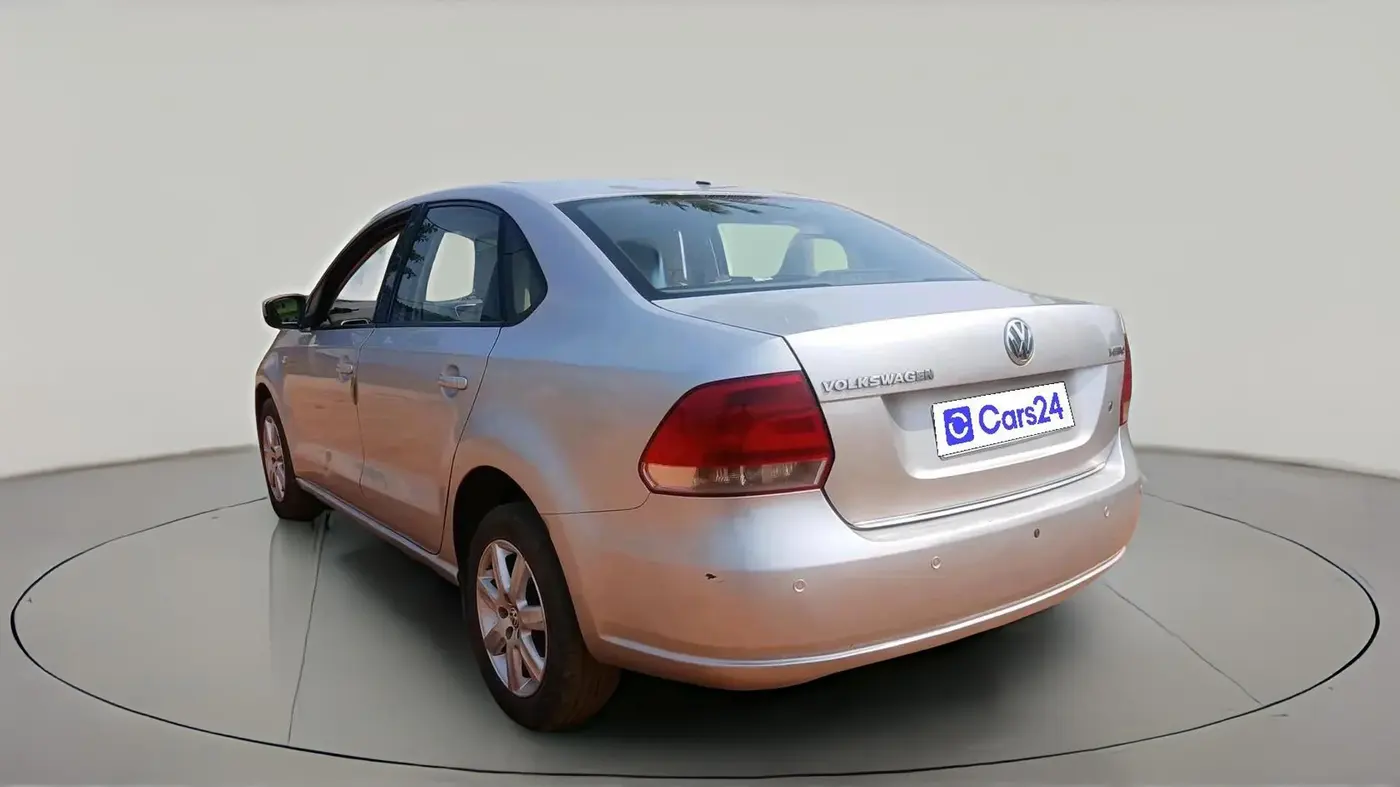 2011 Volkswagen Vento HIGHLINE 1.6 MPI, Petrol, Manual, 56,962 km, exterior