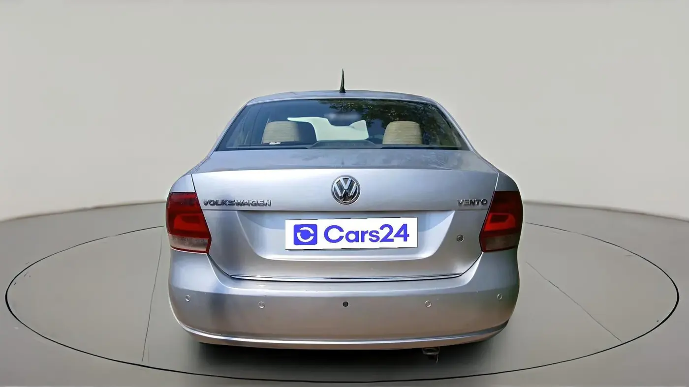 2011 Volkswagen Vento HIGHLINE 1.6 MPI, Petrol, Manual, 56,962 km, exterior