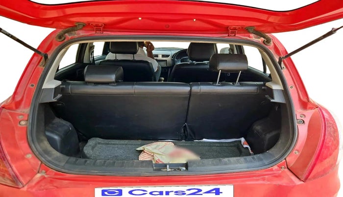 2014 Maruti Swift LXI, Petrol, Manual, 75,459 km, exterior