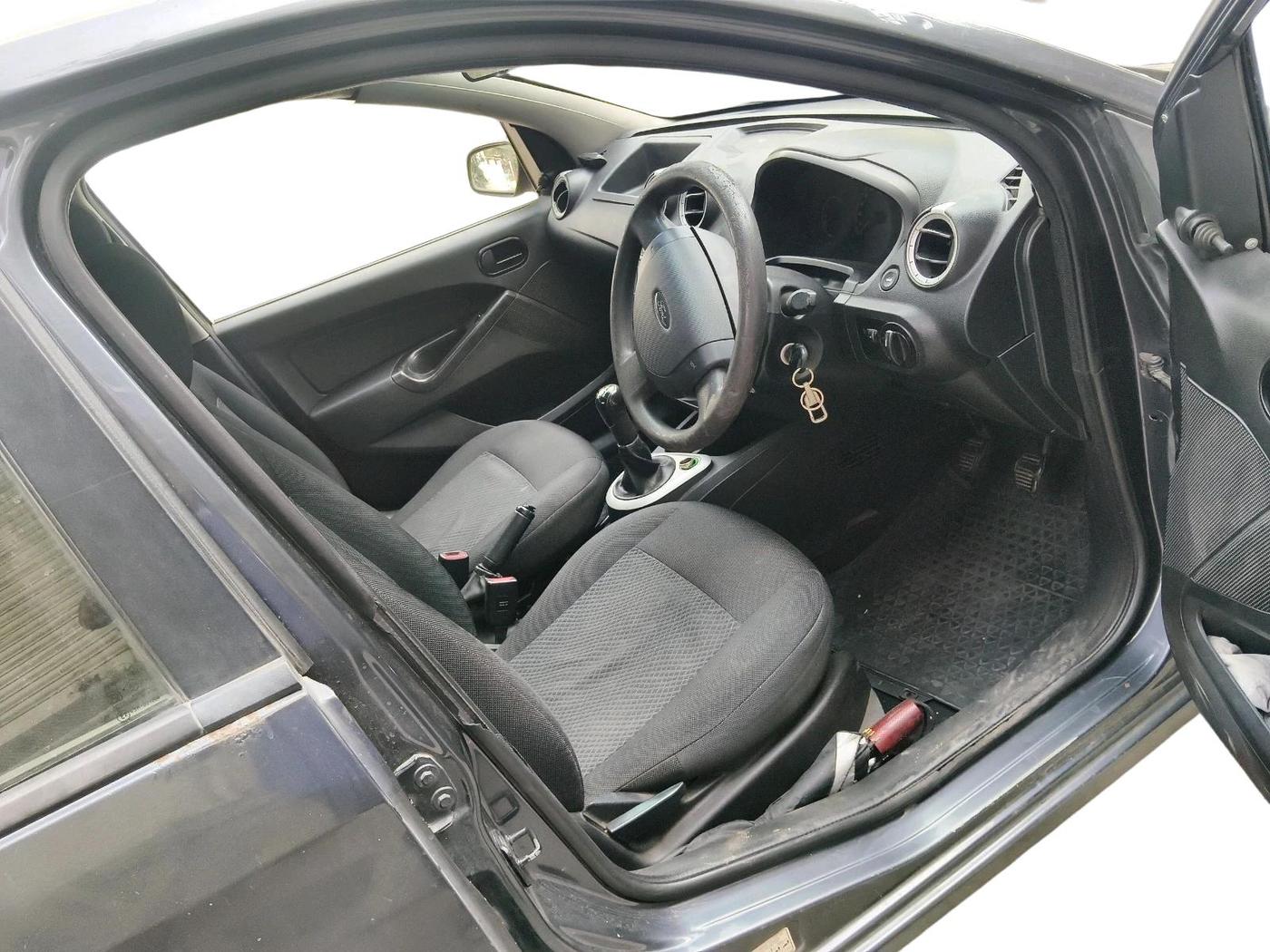 2013 Ford Figo EXI 1.4 DIESEL, Diesel, Manual, 1,30,181 km, interior