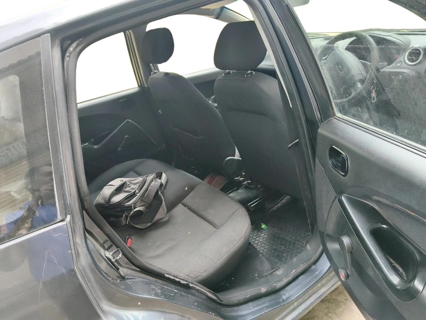 2013 Ford Figo EXI 1.4 DIESEL, Diesel, Manual, 1,30,181 km, interior