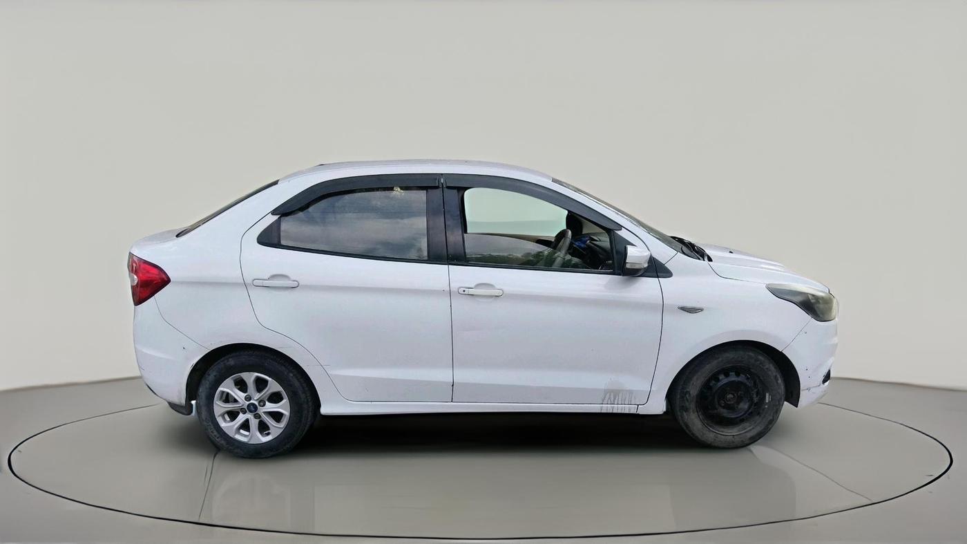2017 Ford Figo Aspire TITANIUM 1.2 PETROL, Petrol, Manual, 49,881 km, exterior
