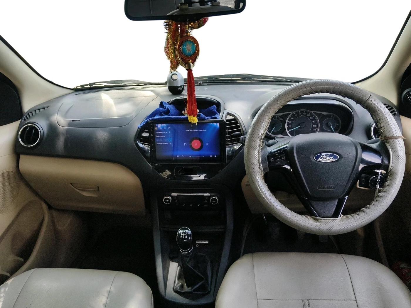 2017 Ford Figo Aspire TITANIUM 1.2 PETROL, Petrol, Manual, 49,881 km, interior