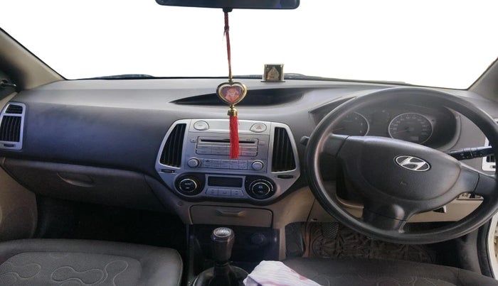 2011 Hyundai i20 MAGNA 1.4 CRDI, Diesel, Manual, 2,05,438 km, interior