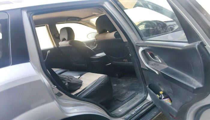 2012 Mahindra XUV500 W8, Diesel, Manual, 35,063 km, interior