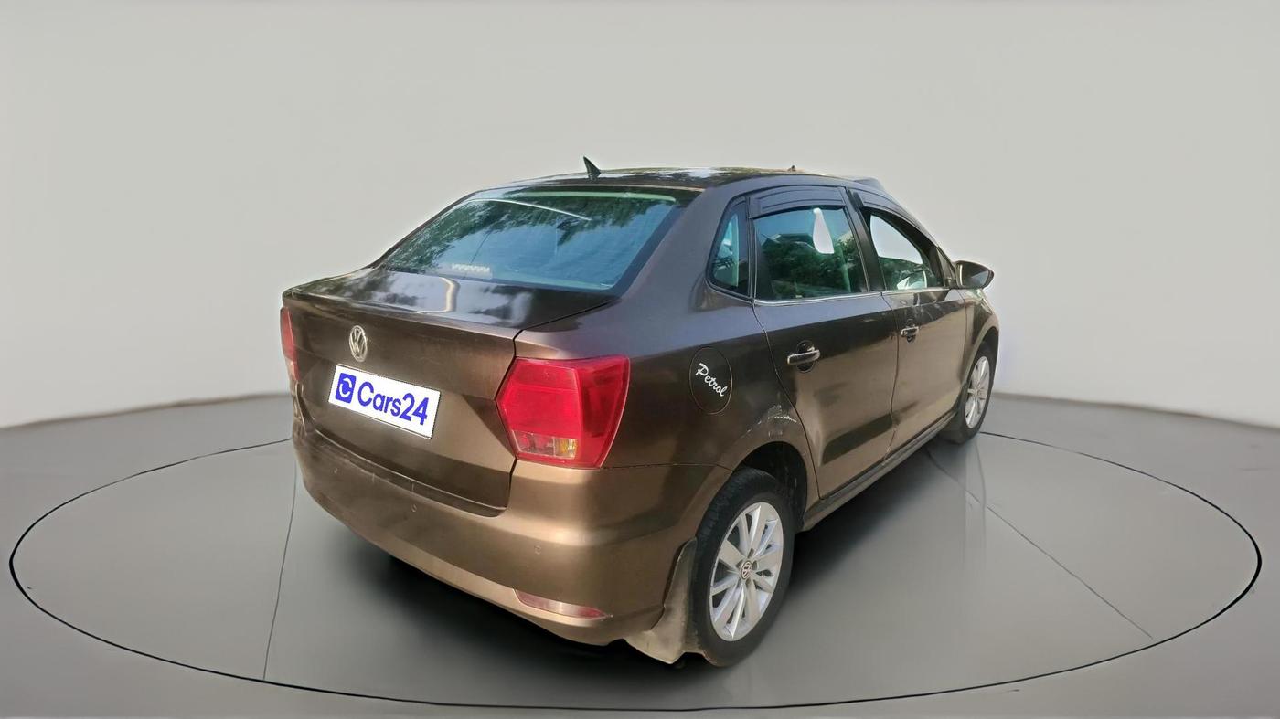 2016 Volkswagen Ameo HIGHLINE1.2L, Petrol, Manual, 1,06,876 km, exterior