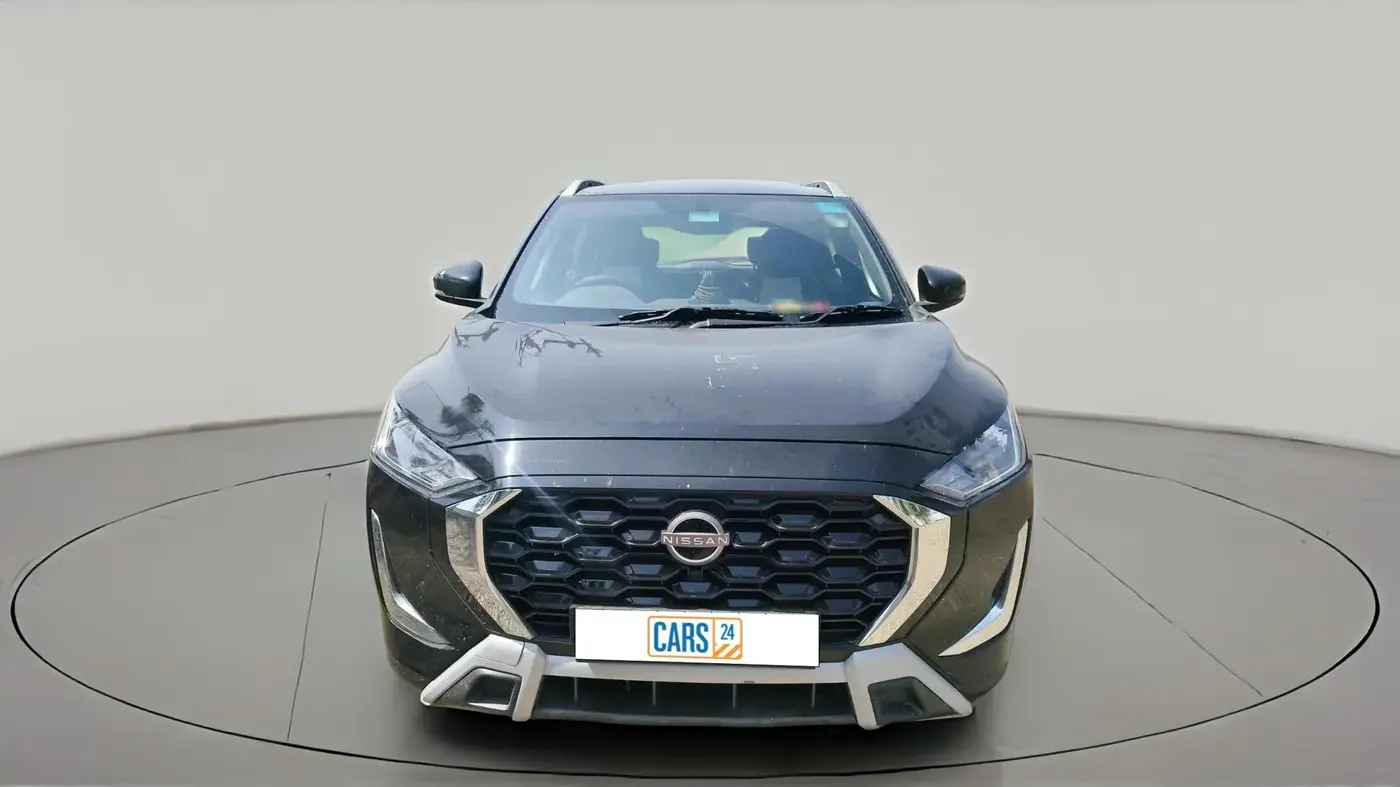 2025 Nissan MAGNITE Acenta B4D 1.0 Petrol MT, CNG, Manual, 17,615 km, exterior
