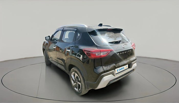 2025 Nissan MAGNITE Acenta B4D 1.0 Petrol MT, CNG, Manual, 17,615 km, exterior