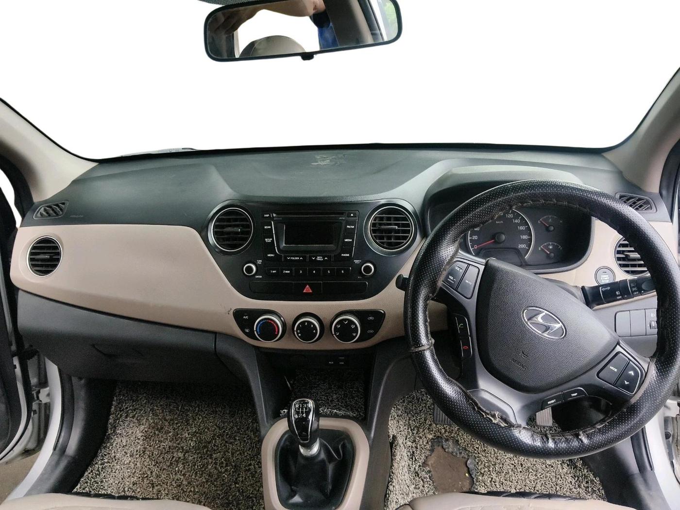 2016 Hyundai Grand i10 ASTA 1.1 CRDI, Diesel, Manual, 1,72,256 km, interior