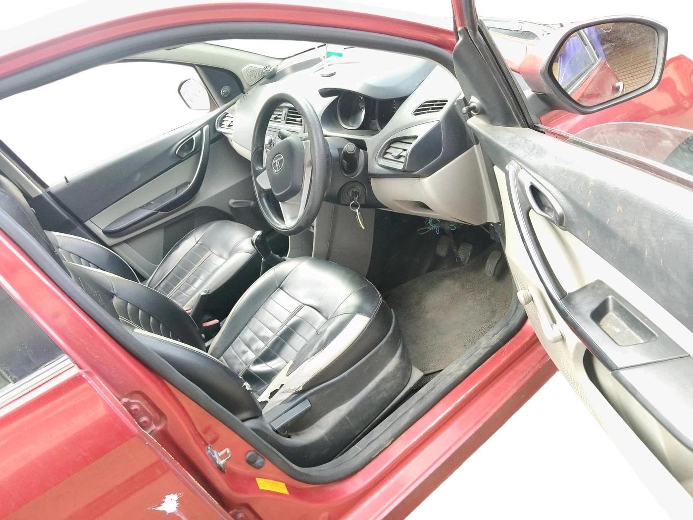 2016 Tata Tiago XE DIESEL, Diesel, Manual, 1,23,665 km, interior