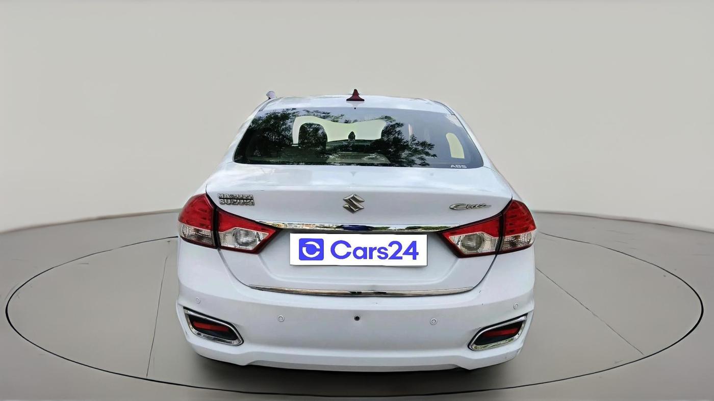 2015 Maruti Ciaz VDI +, Diesel, Manual, 1,98,756 km, exterior