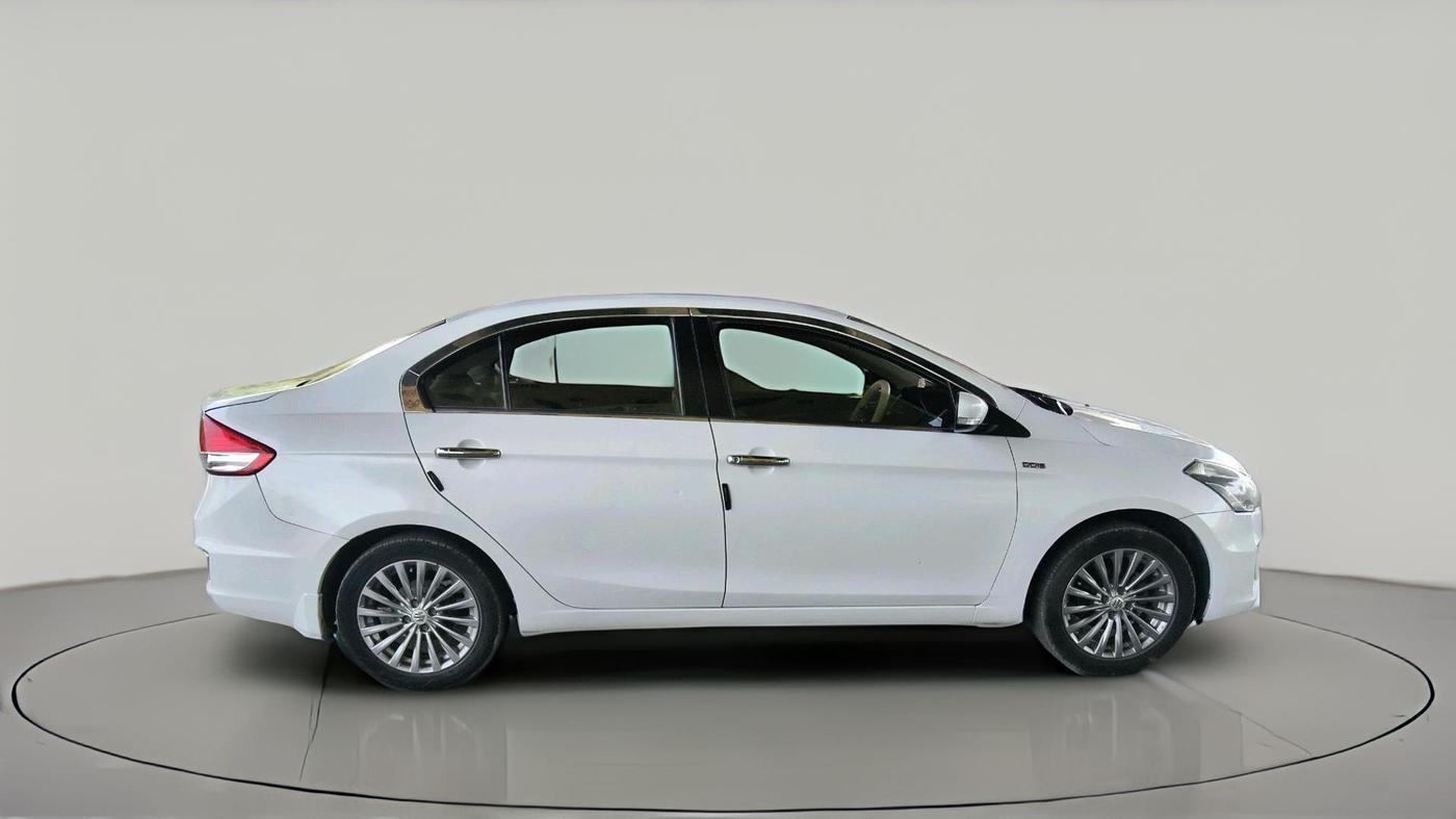 2015 Maruti Ciaz VDI +, Diesel, Manual, 1,98,756 km, exterior