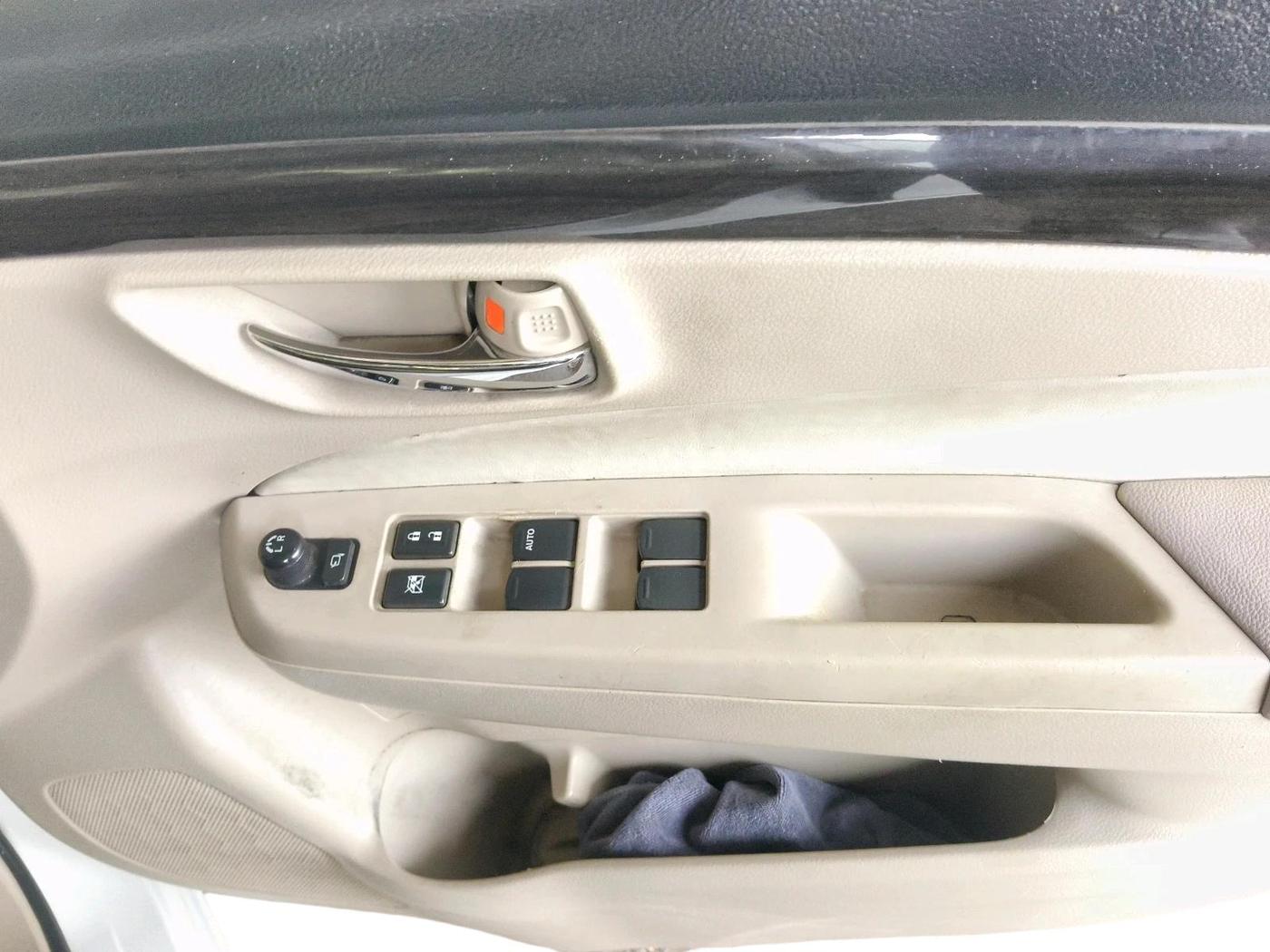 2015 Maruti Ciaz VDI +, Diesel, Manual, 1,98,756 km, interior