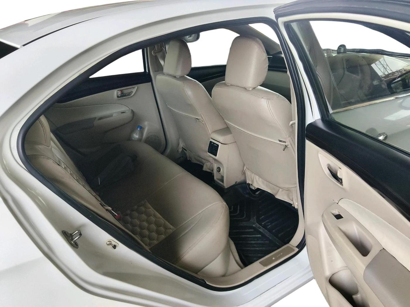 2015 Maruti Ciaz VDI +, Diesel, Manual, 1,98,756 km, interior