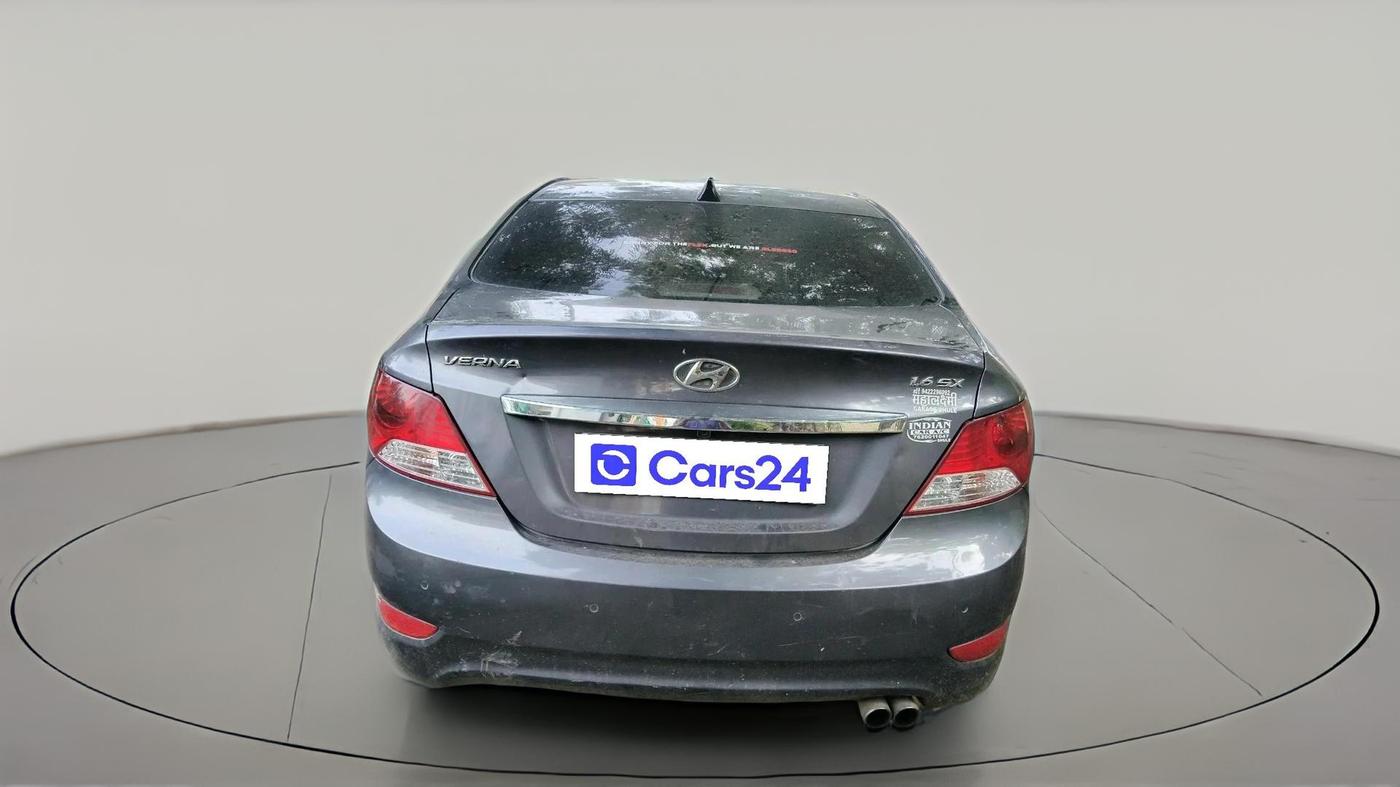 2014 Hyundai Verna FLUIDIC 1.6 CRDI SX, Diesel, Manual, 95,118 km, exterior
