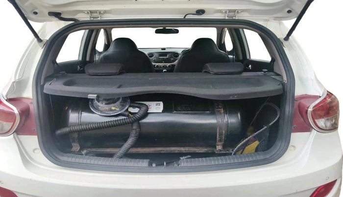 2016 Hyundai Grand i10 ASTA (O) AT 1.2 KAPPA VTVT, Petrol, Automatic, 54,063 km, exterior