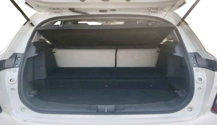 2022 Toyota URBAN CRUISER HYRYDER S HYBRID, Hybrid, Automatic, 54,000 km, exterior