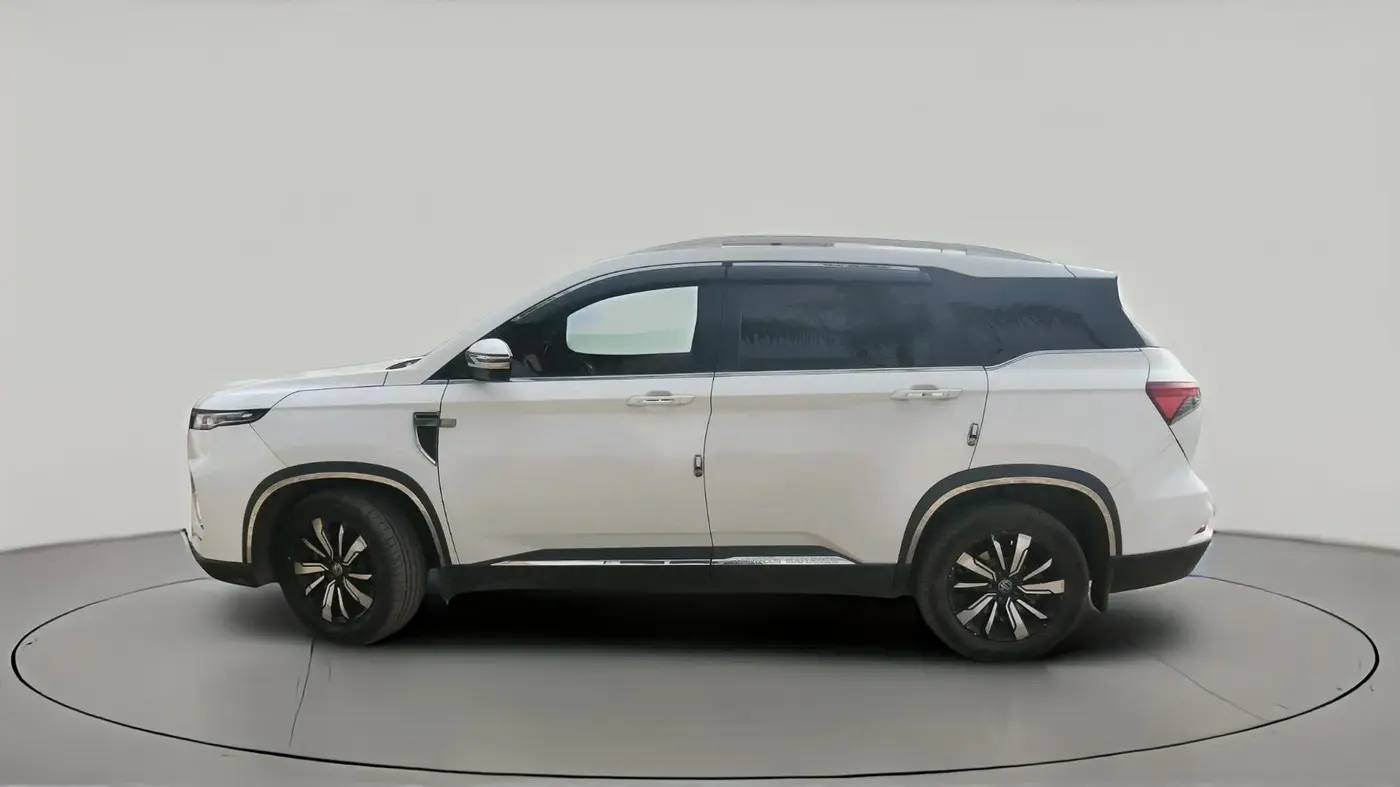 2020 MG HECTOR PLUS SHARP 2.0 DIESEL TURBO MT 6-STR, Diesel, Manual, 1,66,412 km, exterior