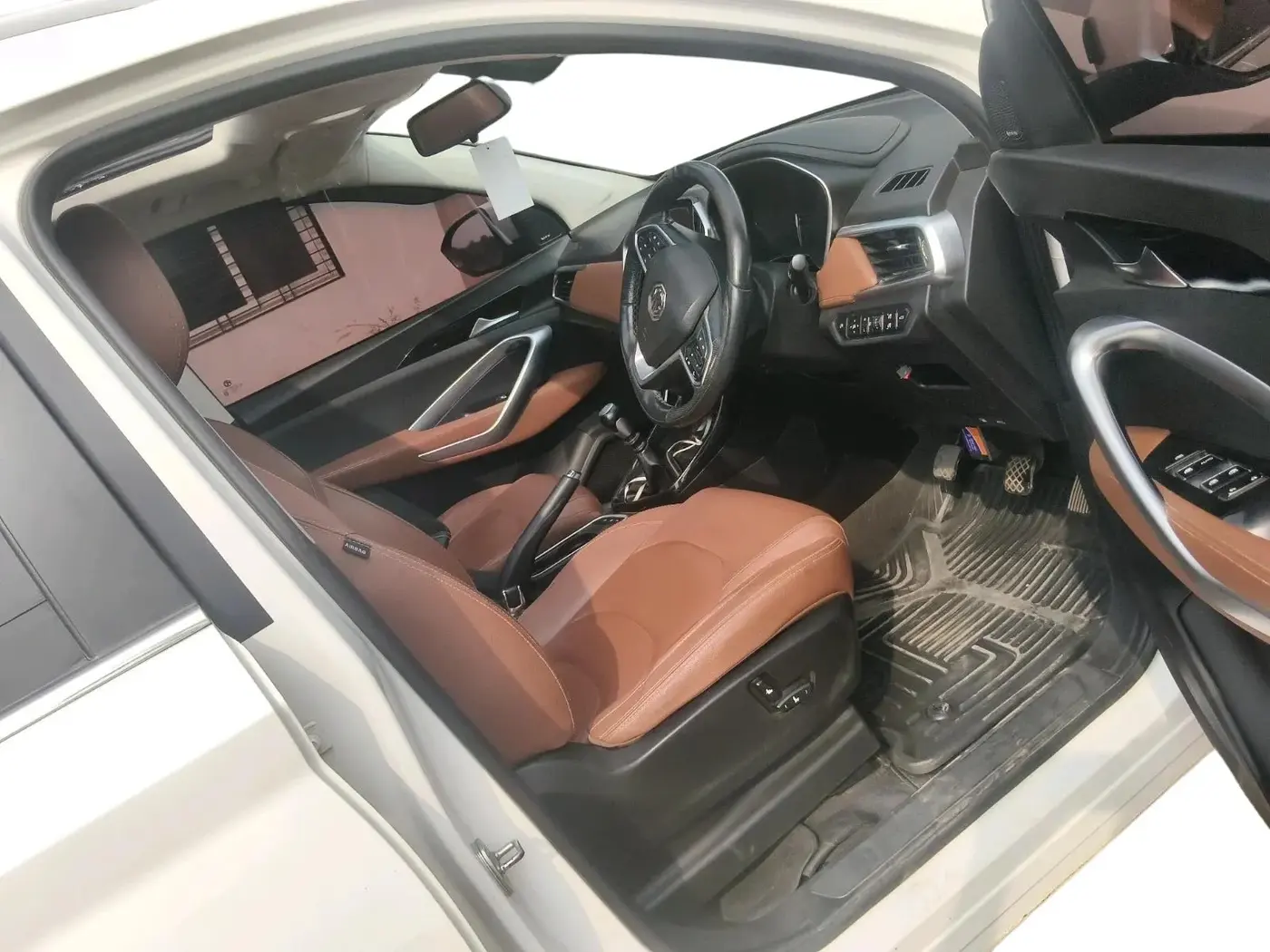 2020 MG HECTOR PLUS SHARP 2.0 DIESEL TURBO MT 6-STR, Diesel, Manual, 1,66,412 km, interior