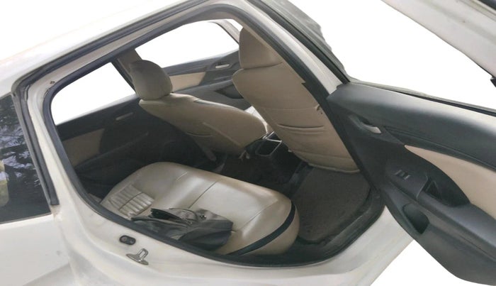 2015 Honda Jazz 1.5L I-DTEC SV, Diesel, Manual, 1,18,116 km, interior