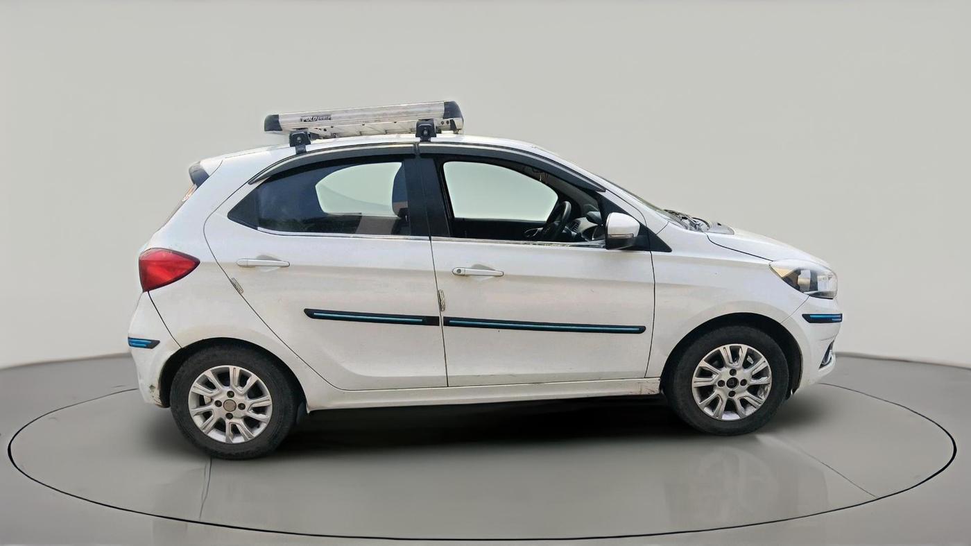 2017 Tata Tiago XZ PETROL, CNG, Manual, 1,05,619 km, exterior