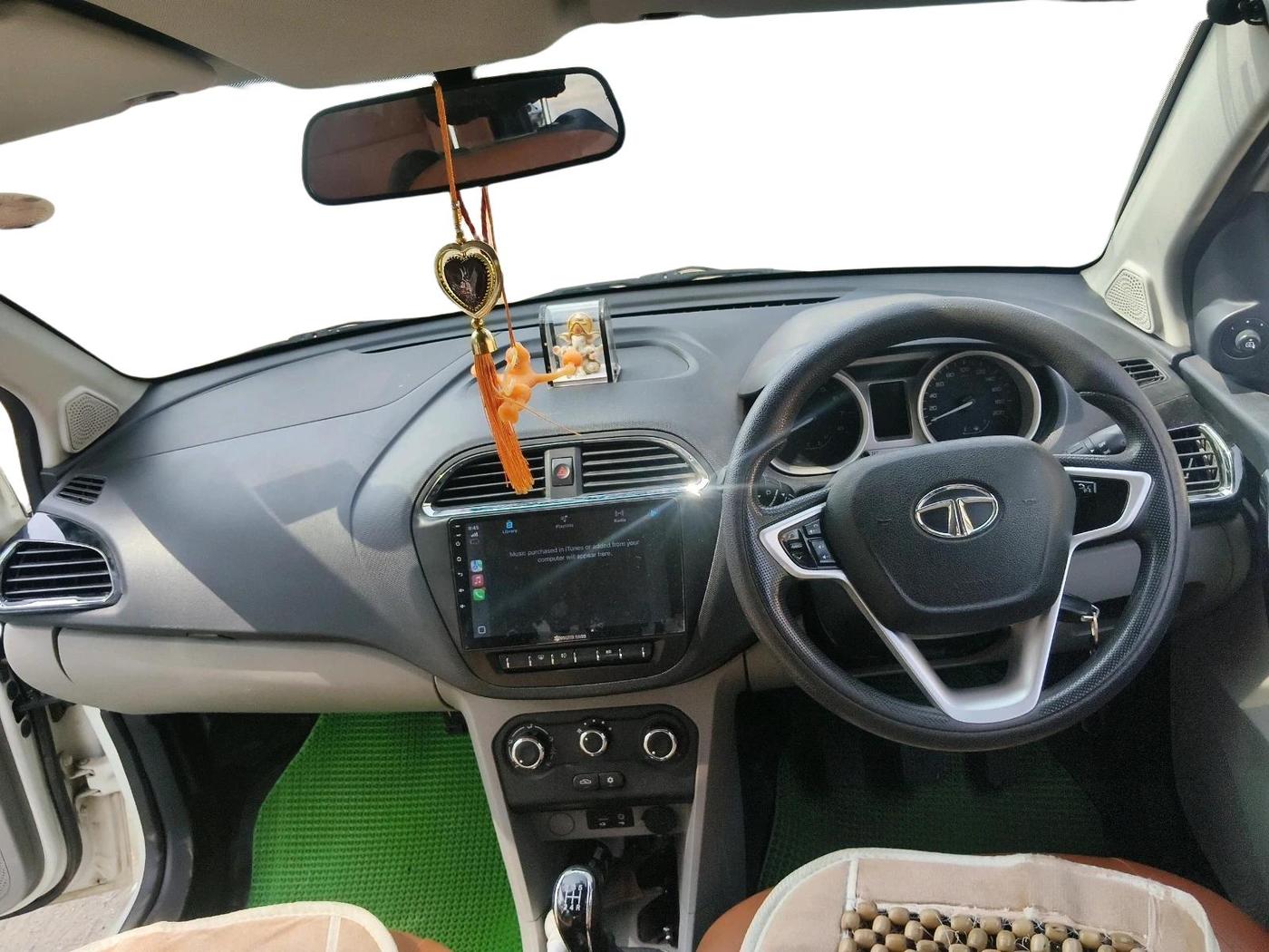 2017 Tata Tiago XZ PETROL, CNG, Manual, 1,05,619 km, interior