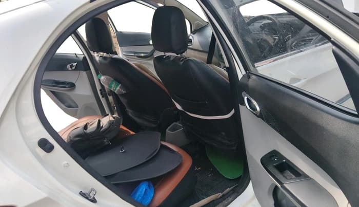 2017 Tata Tiago XZ PETROL, CNG, Manual, 1,05,619 km, interior