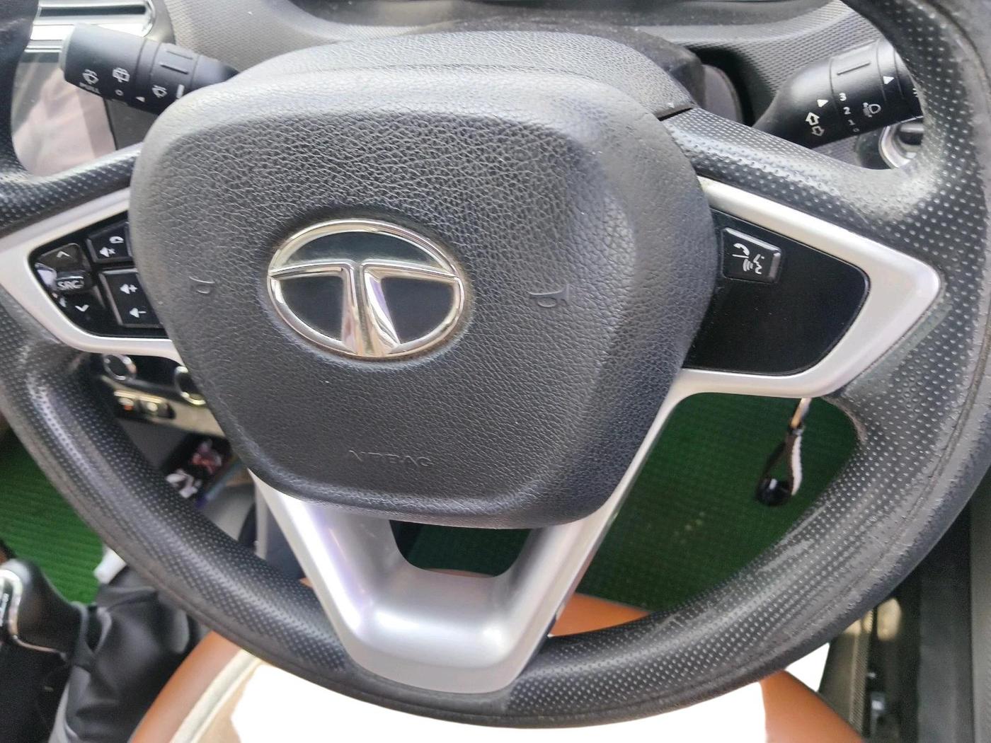 2017 Tata Tiago XZ PETROL, CNG, Manual, 1,05,619 km, interior