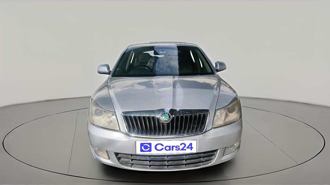 2012 Skoda Laura AMBIENTE 2.0 TDI CR MT, Diesel, Manual, 1,43,466 km, exterior