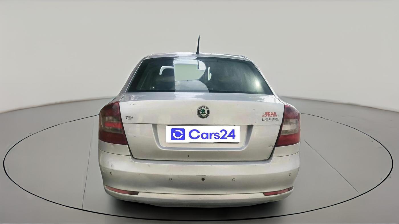 2012 Skoda Laura AMBIENTE 2.0 TDI CR MT, Diesel, Manual, 1,43,466 km, exterior