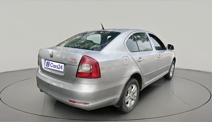 2012 Skoda Laura AMBIENTE 2.0 TDI CR MT, Diesel, Manual, 1,43,466 km, exterior