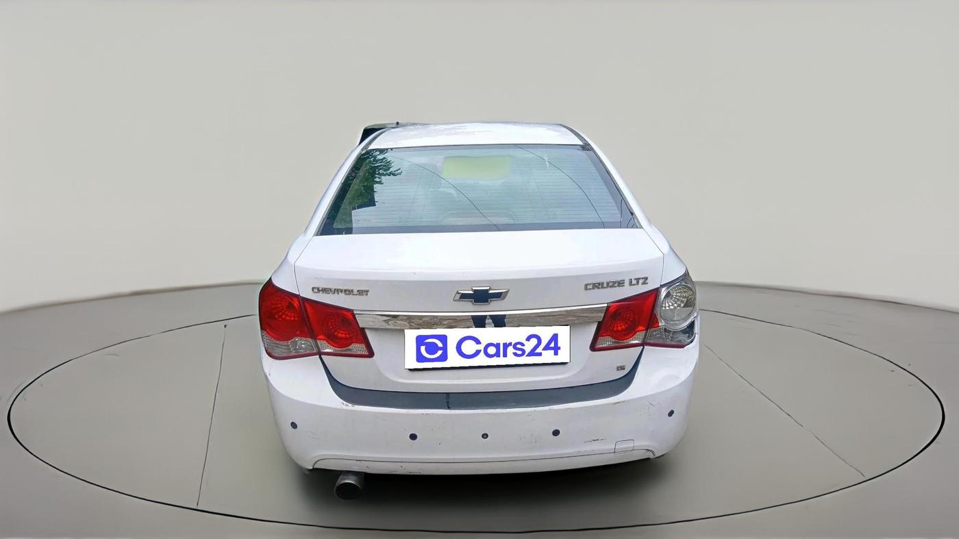 2011 Chevrolet Cruze LTZ, Diesel, Manual, 1,28,562 km, exterior