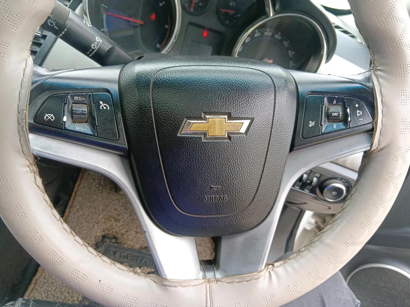 2011 Chevrolet Cruze LTZ, Diesel, Manual, 1,28,562 km, interior