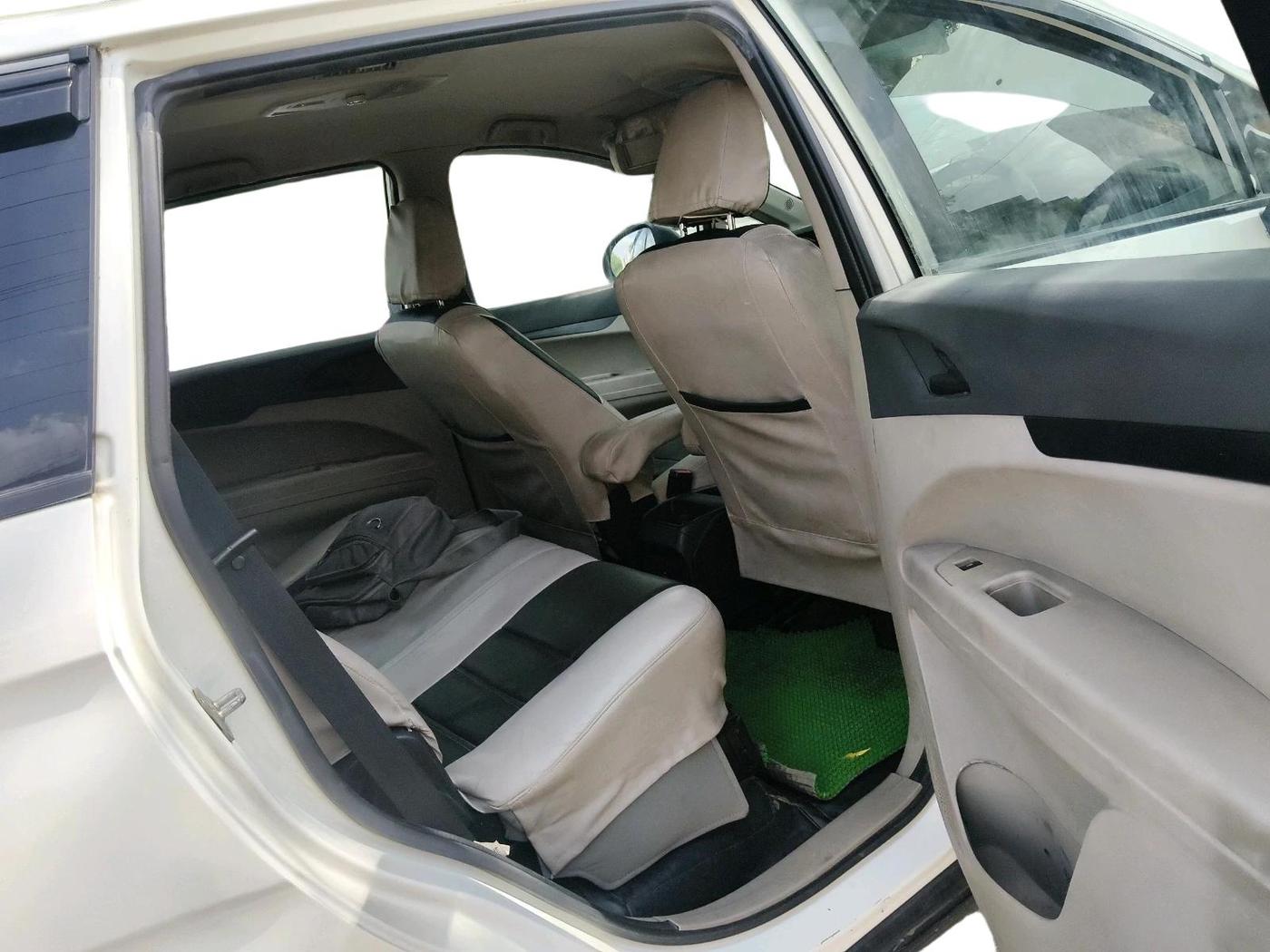2018 Mahindra MARAZZO M2 8 STR, Diesel, Manual, 1,02,000 km, interior