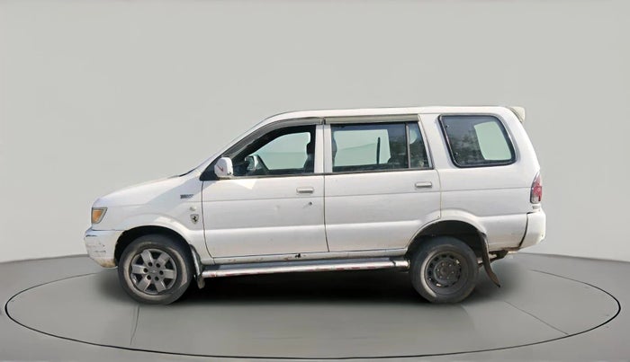 2013 Chevrolet Tavera NEO 3 LS 10 STR BS IV, Diesel, Manual, 4,48,733 km, exterior