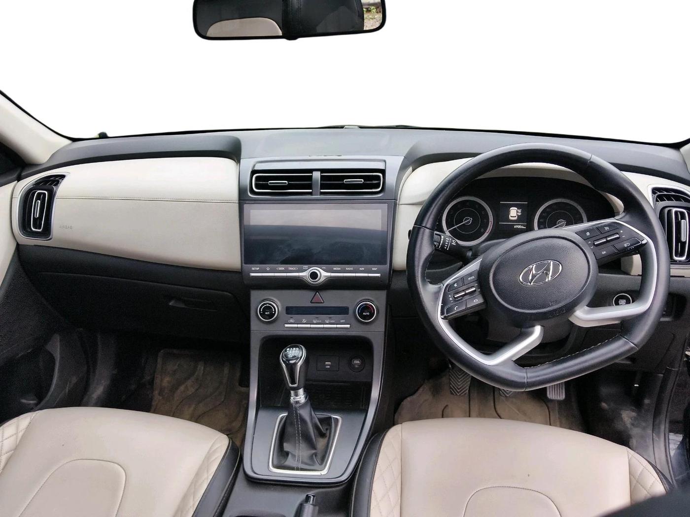 2023 Hyundai Creta SX 1.5 PETROL, CNG, Manual, 69,056 km, interior