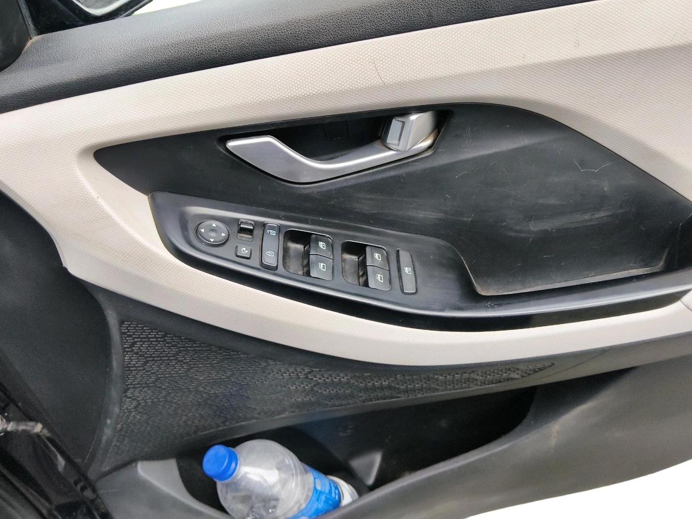 2023 Hyundai Creta SX 1.5 PETROL, CNG, Manual, 69,056 km, interior