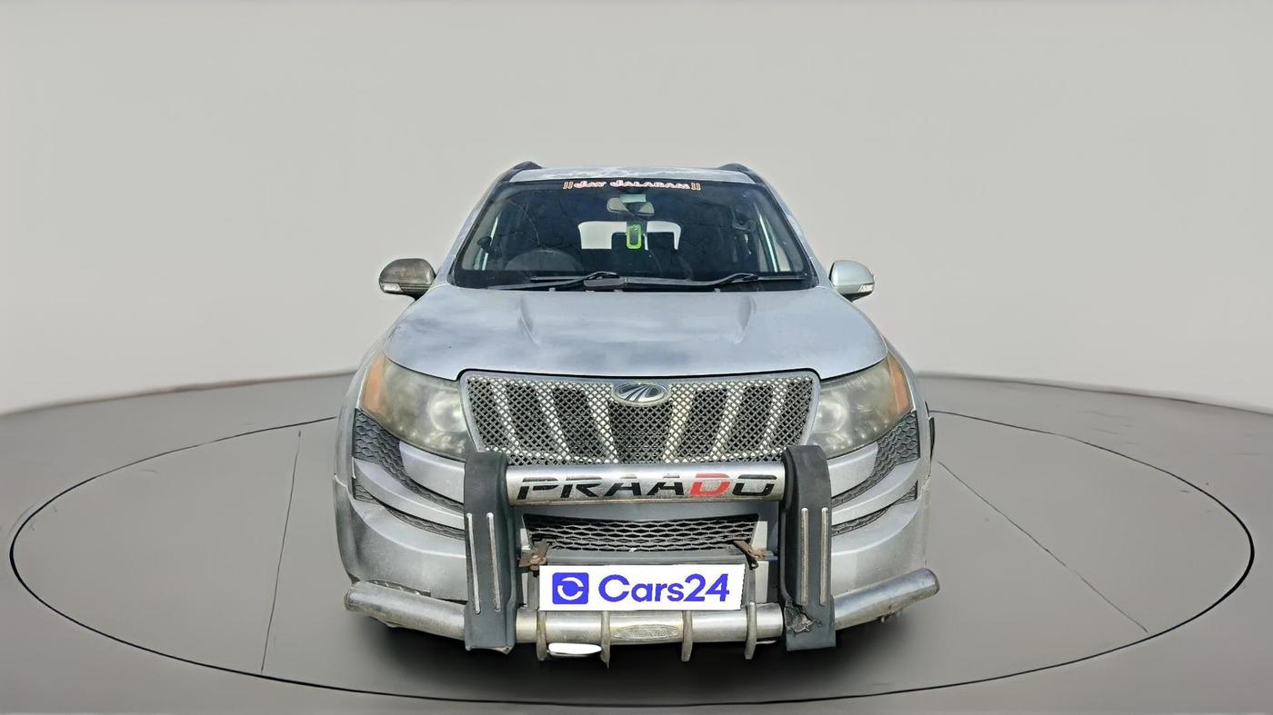 2015 Mahindra XUV500 W6, Diesel, Manual, 2,14,757 km, exterior