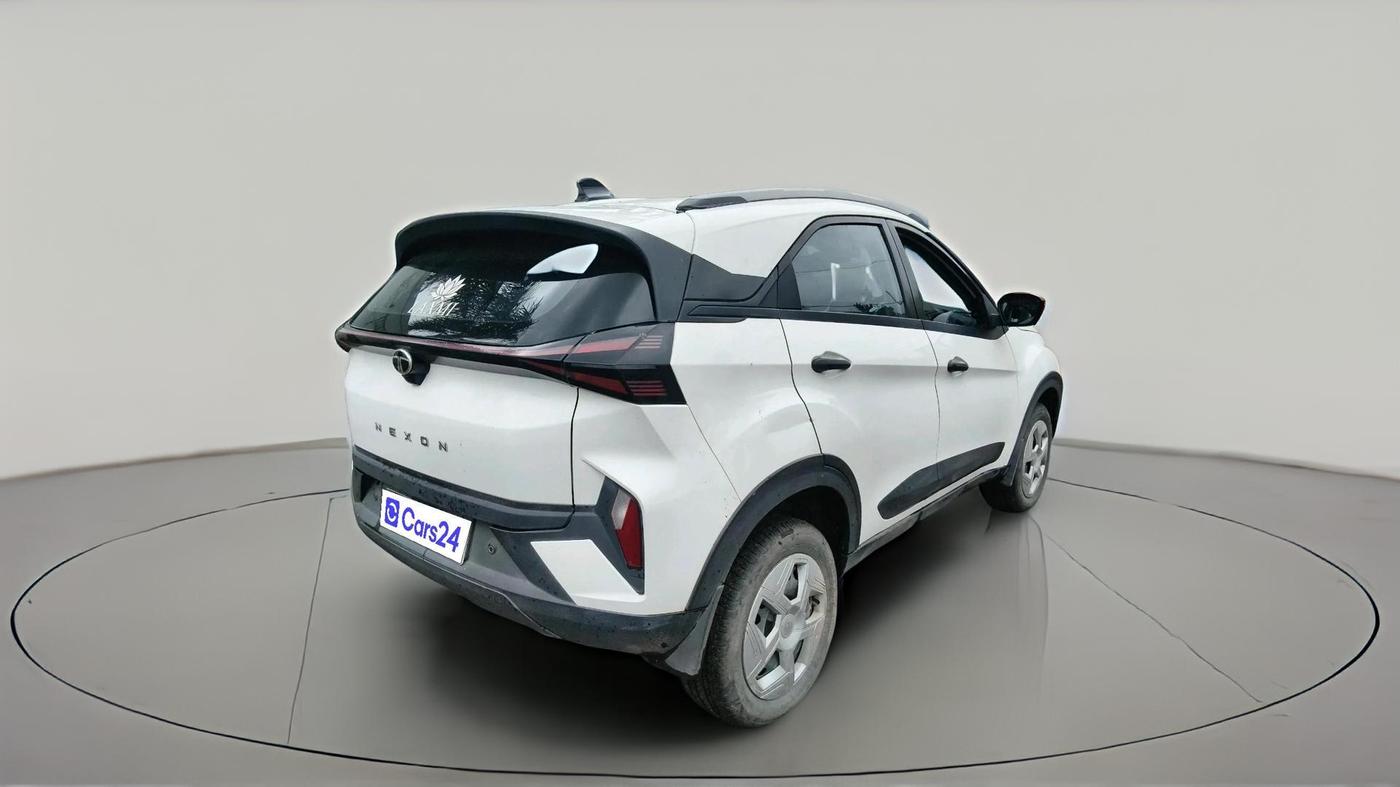 2024 Tata NEXON Pure 1.2 Petrol 6AMT, Petrol, Manual, 15,000 km, exterior
